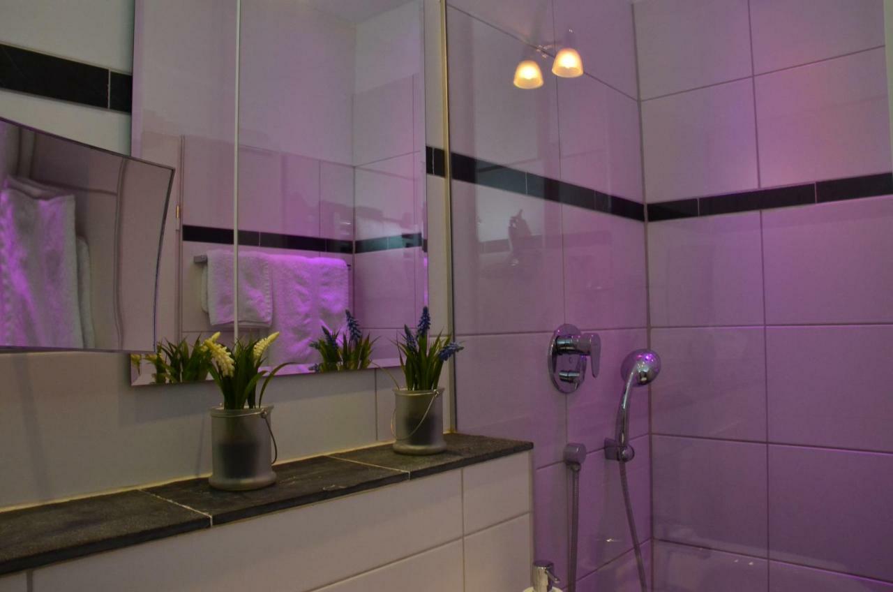 Zentral Gelegen - Stilvolles In Moabit Appartement Berlijn
